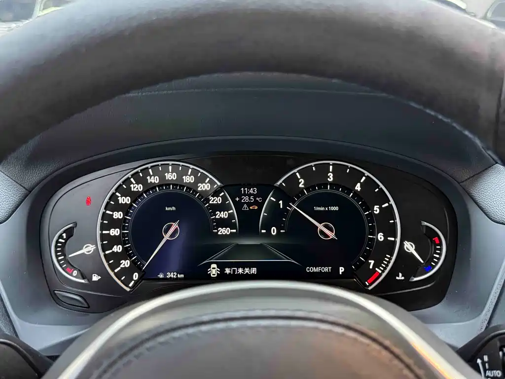 BMW X3 — миниатюра 7