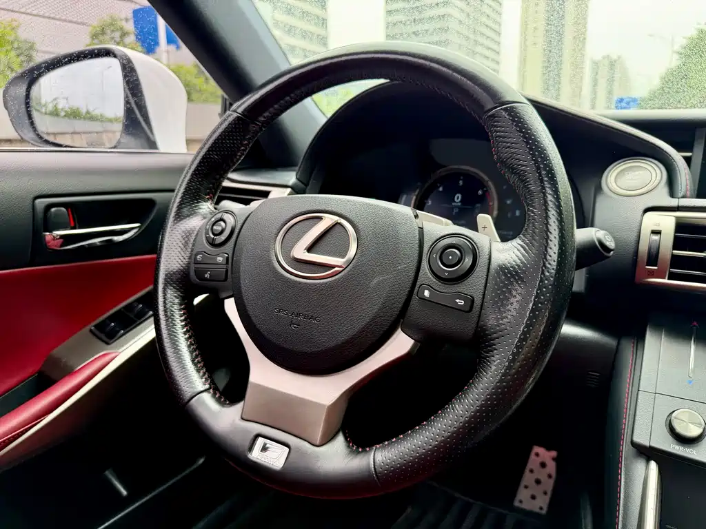 Lexus IS — фотографии объявления, Фото 25