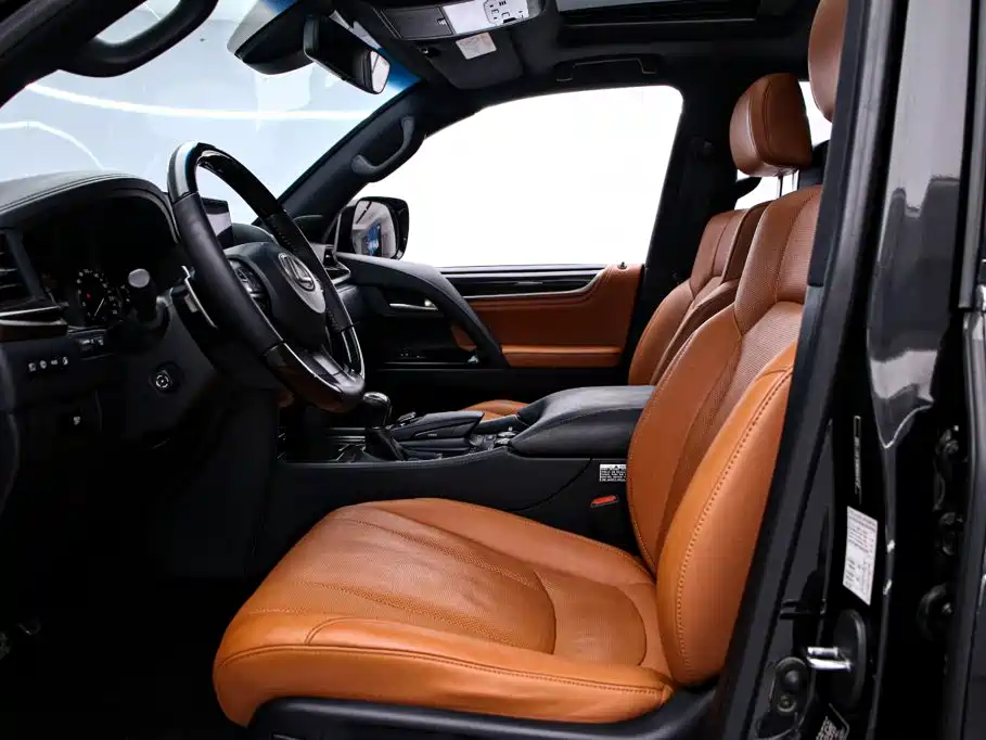 Lexus LX — миниатюра 16