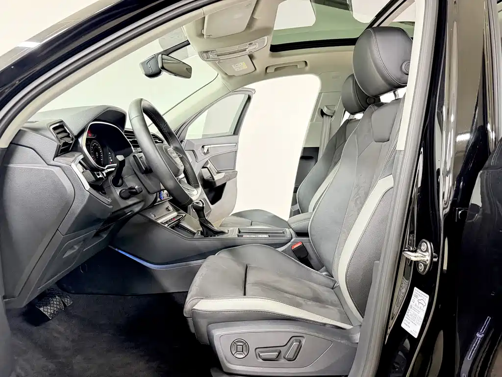 Audi Q3 2022 35 TFSI Fashion