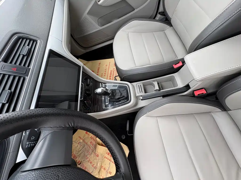 Volkswagen Gran Lavida — миниатюра 8