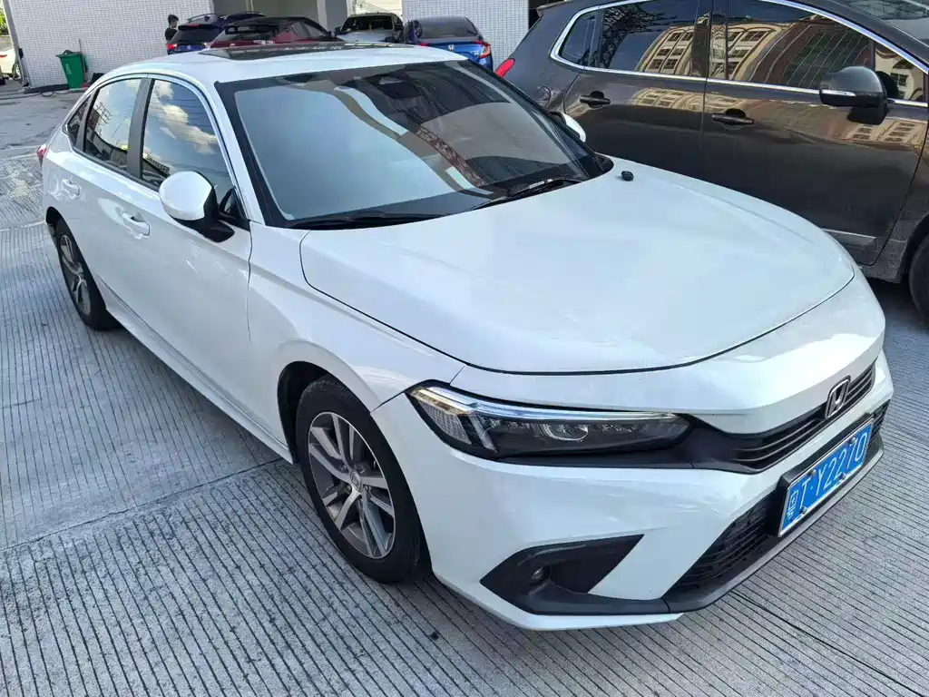 Honda Civic 2022 240TURBO CVT