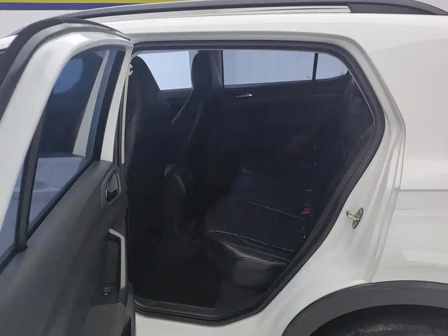 Volkswagen T-Cross — миниатюра 11