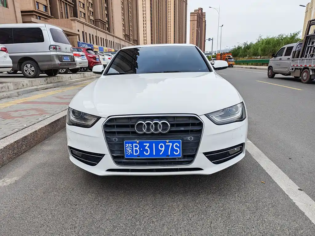 Audi A4L 2015 35 TFSI AT