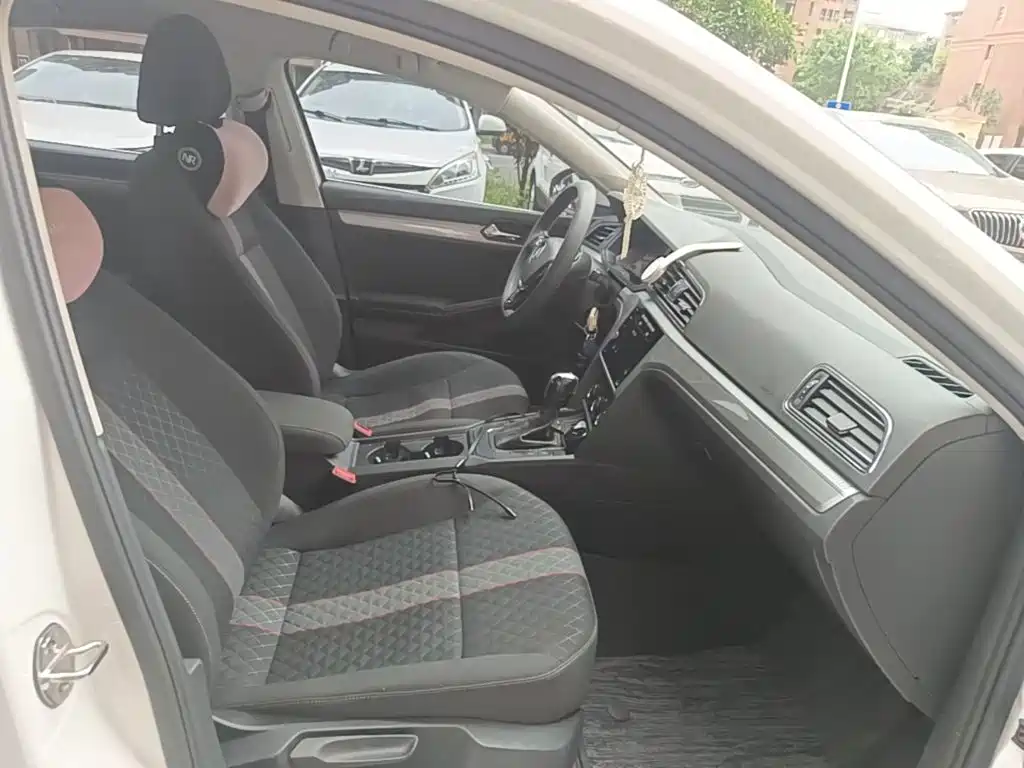 Volkswagen Lamando — миниатюра 25