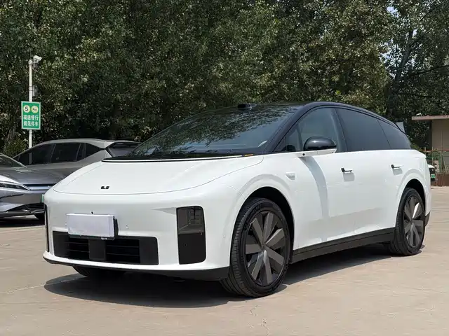 2026 Li Xiang i6