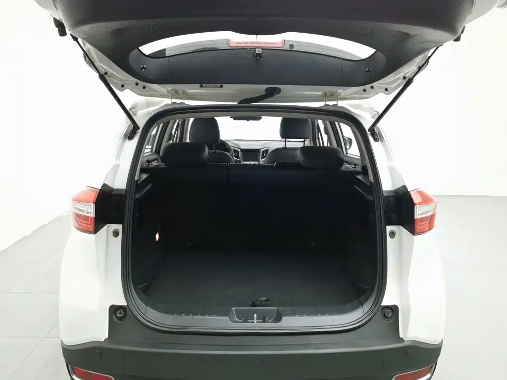 Changan CS15 — миниатюра 16