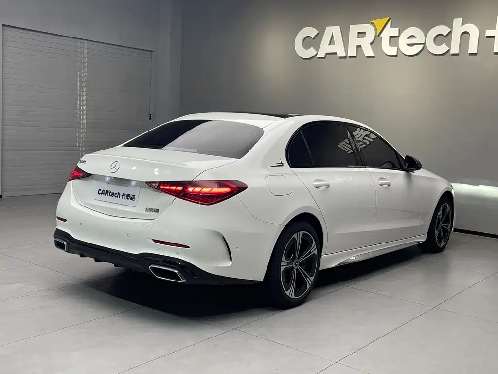 Mercedes-Benz C-Class — миниатюра 5
