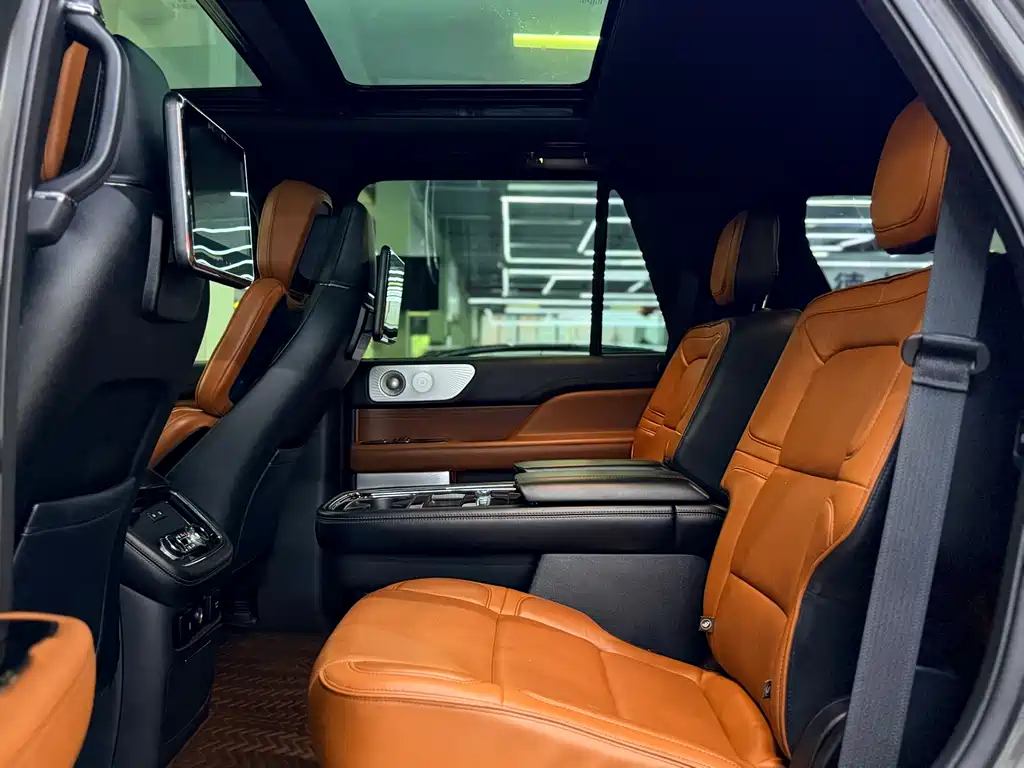 Lincoln Navigator 2018 3.5T V