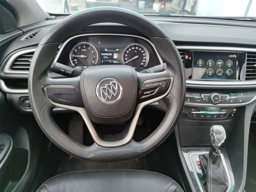 Buick Excelle — миниатюра 11