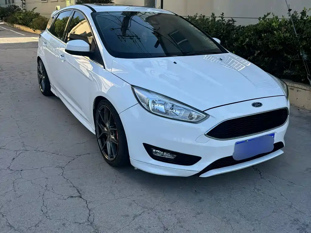 Ford Focus — миниатюра 3