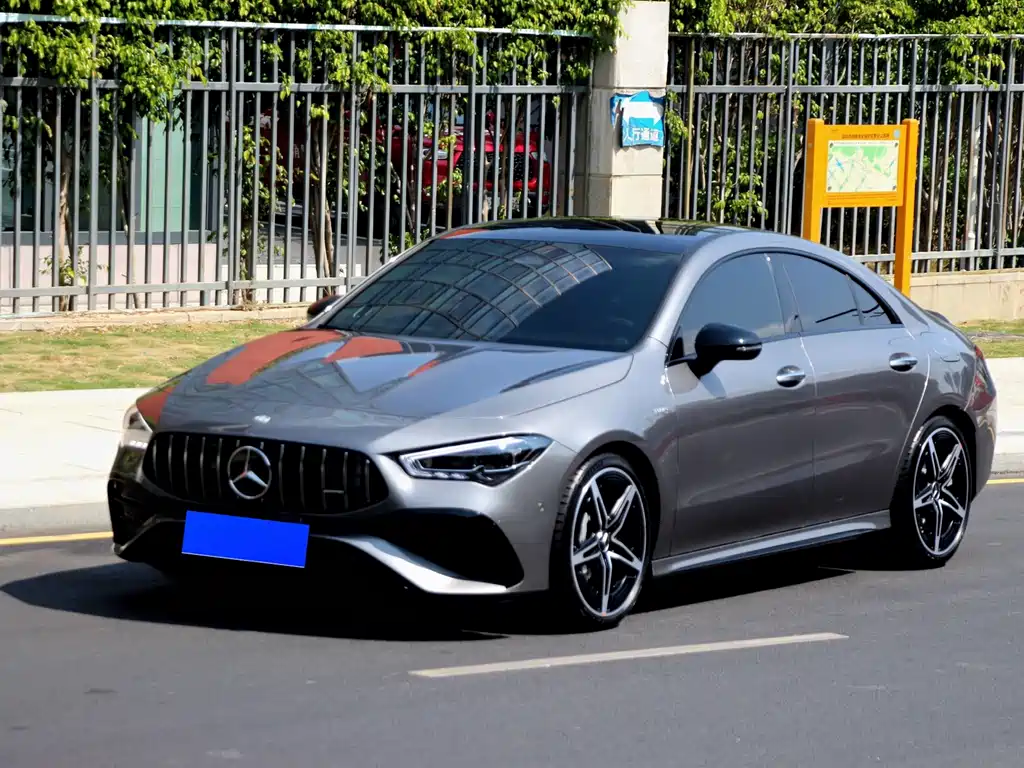 Mercedes-Benz CLA AMG 2025