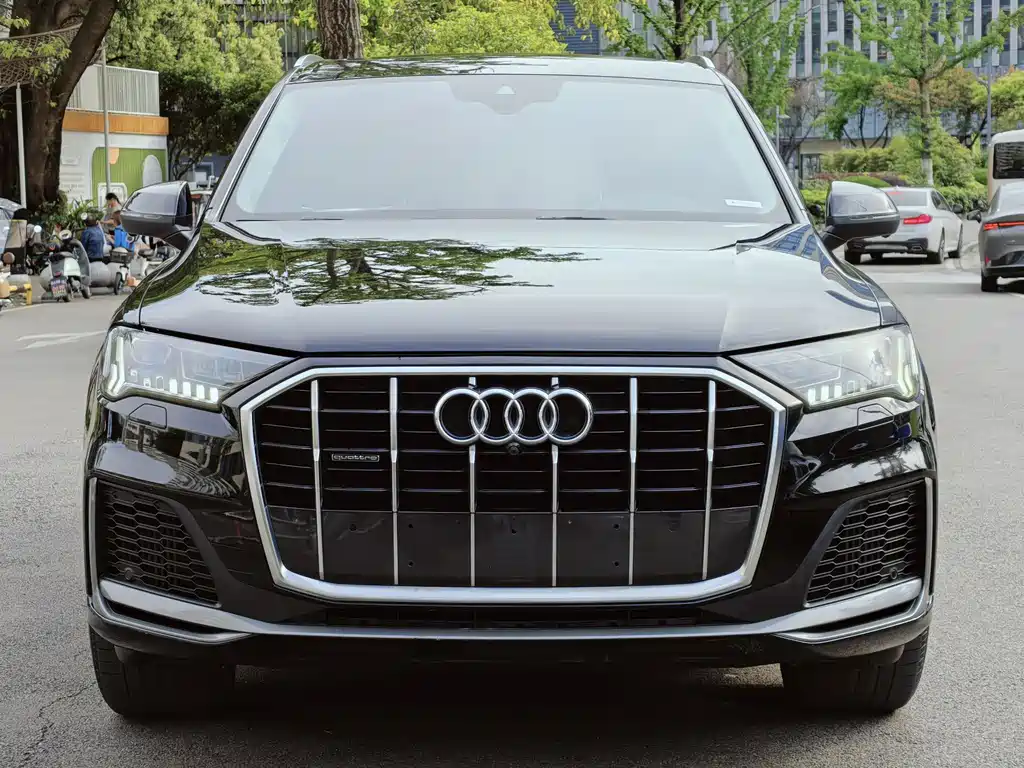 Audi Q7 2022 55 TFSI quattro S line Sport