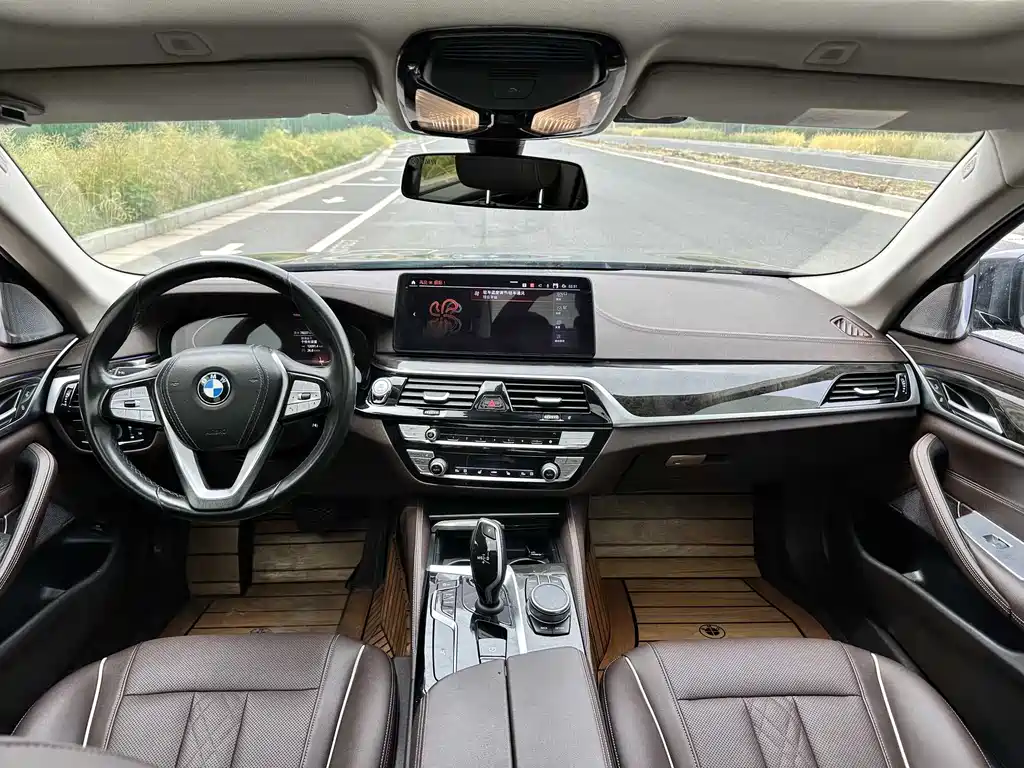 BMW 5 Series 5 2021 525Li M Sport