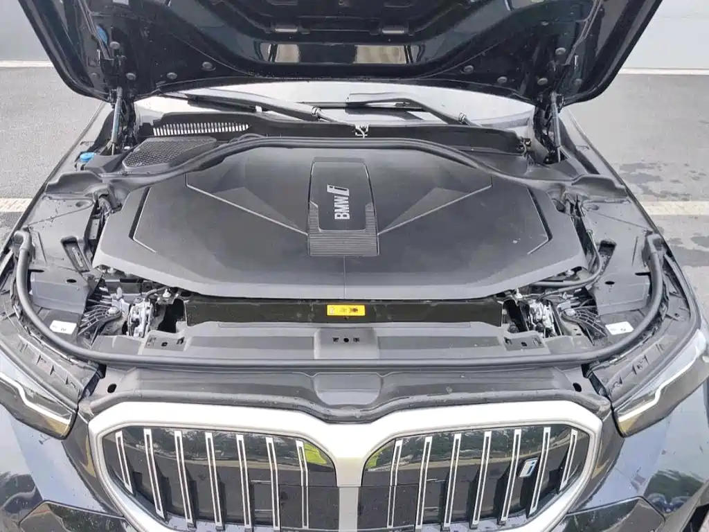 BMW i5 — миниатюра 14