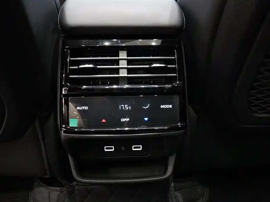 Geely Monjaro L 2024 2.0TD AT