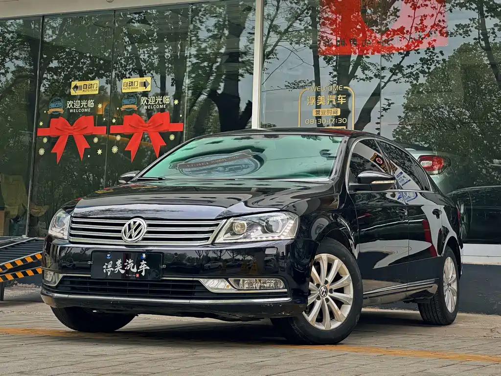 Volkswagen Magotan 2012