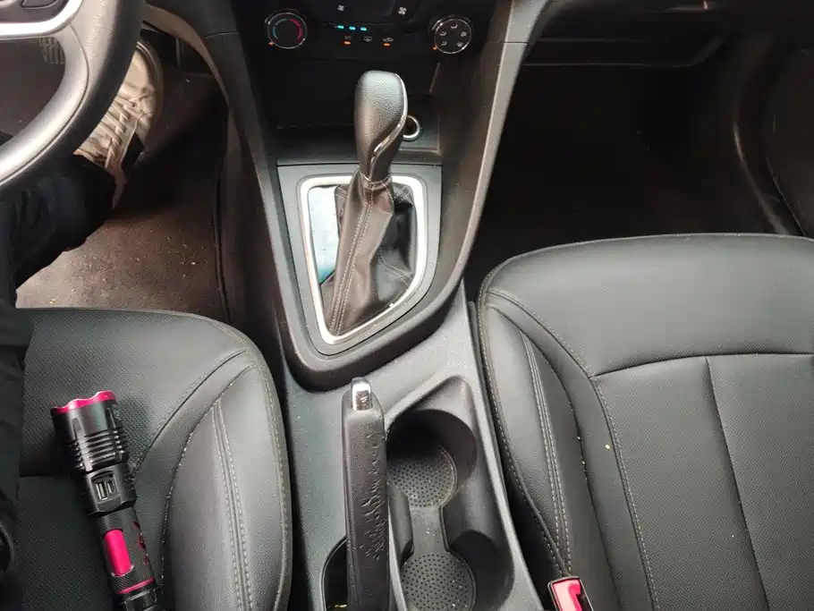 Buick Excelle — миниатюра 16