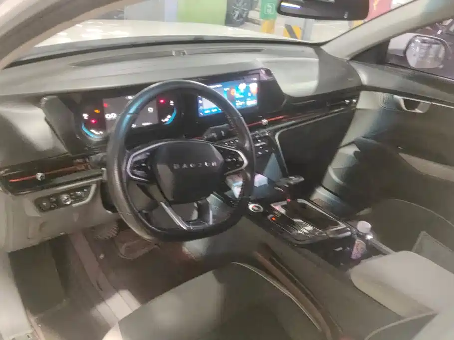 Baojun RC-6 — миниатюра 12
