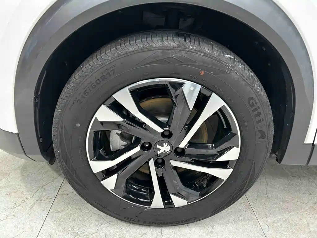 Peugeot 2008 — миниатюра 19
