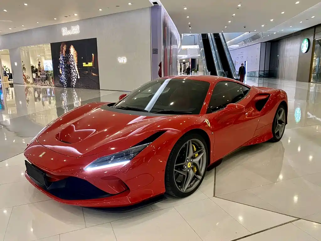 Ferrari F8 2023