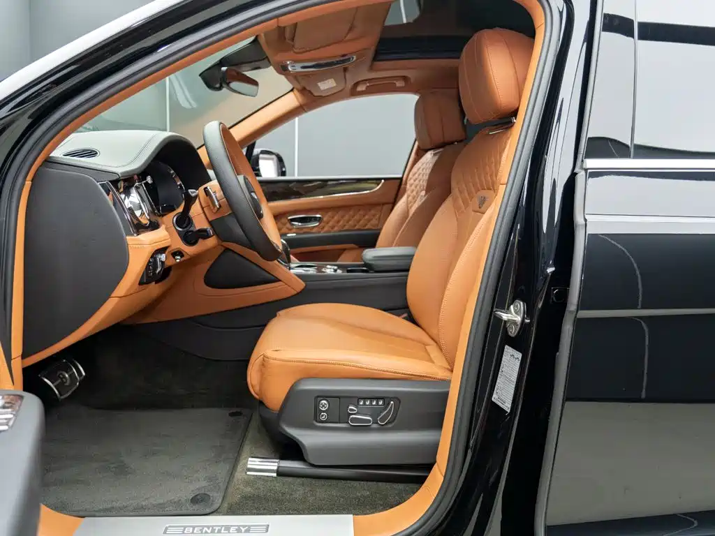 Bentley Bentayga — фотографии объявления, Фото 10
