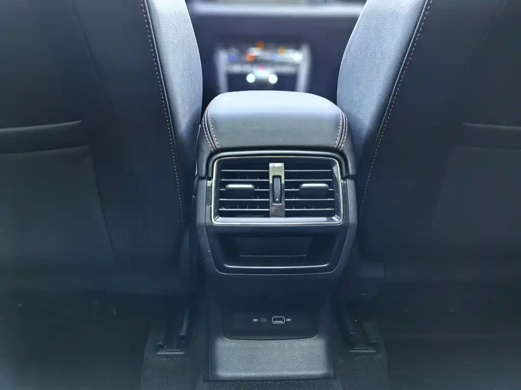 Skoda Karoq TSI280 Luxury Enjoy Edition, фото 20