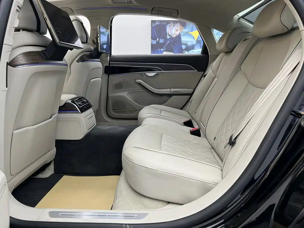 Audi A8 — фотографии объявления, Фото 27