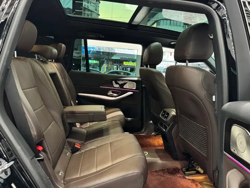 Mercedes-Benz GLS — миниатюра 17