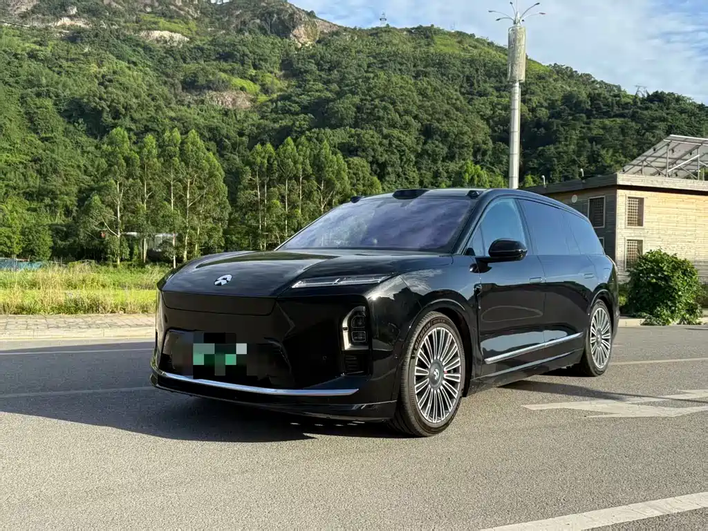 NIO ES8 2026 мест Executive Luxury