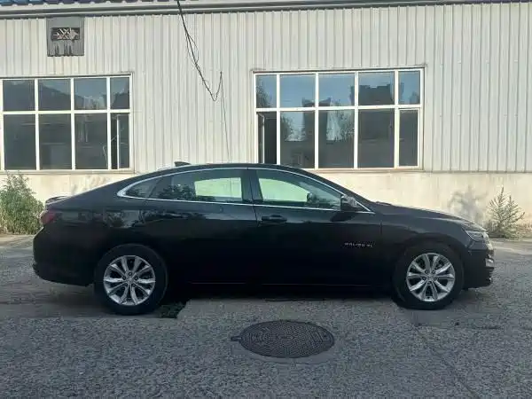 Chevrolet Malibu XL — миниатюра 3