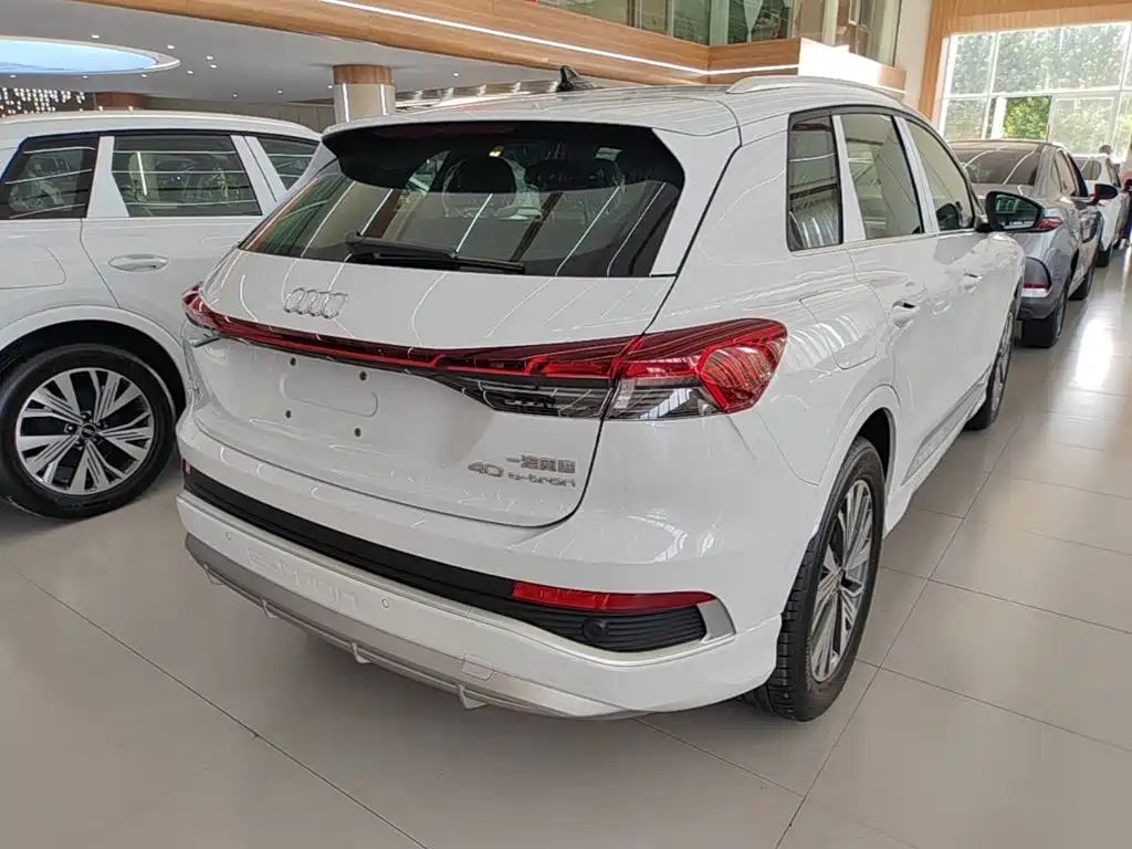 Audi Q4 e-tron 2024 40 e-tron