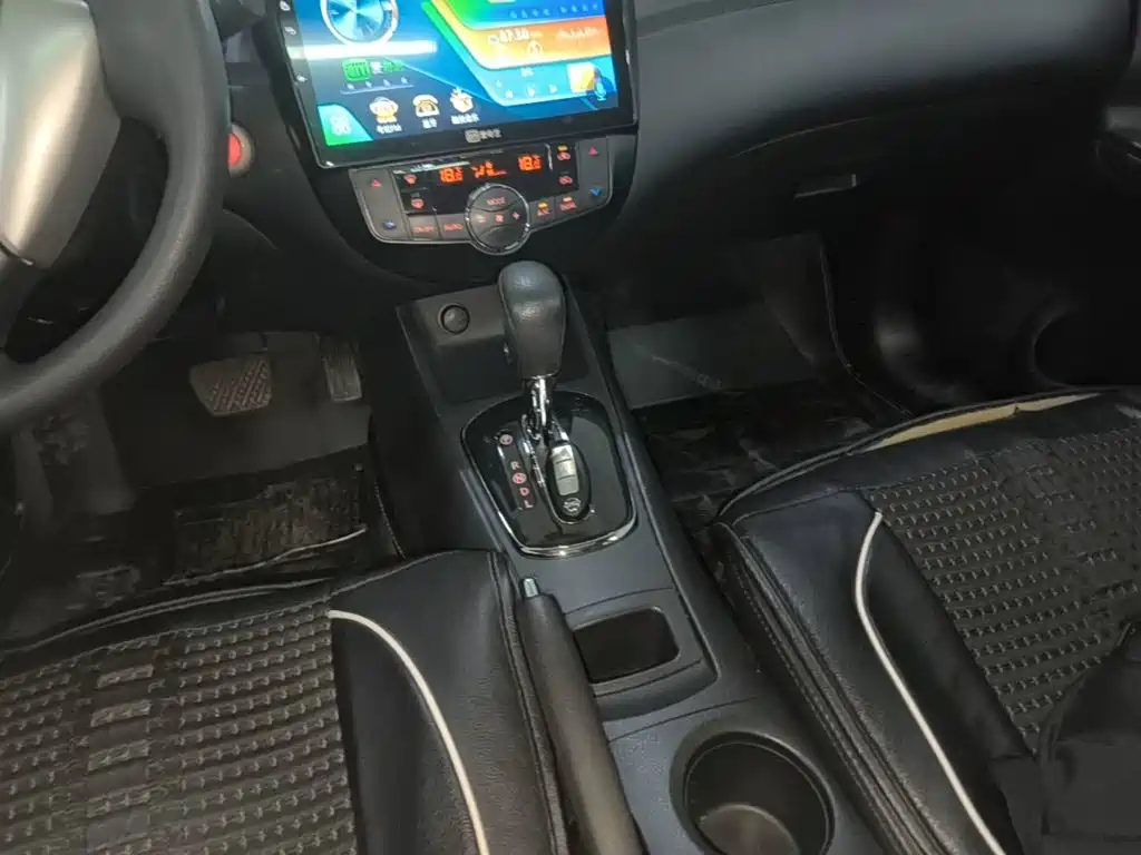 Nissan Tiida — миниатюра 14