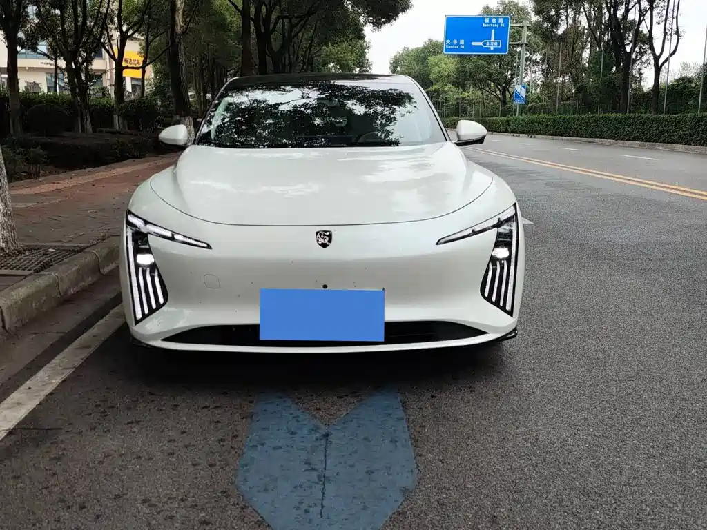 Fengxing Xinghai S7 — миниатюра 2