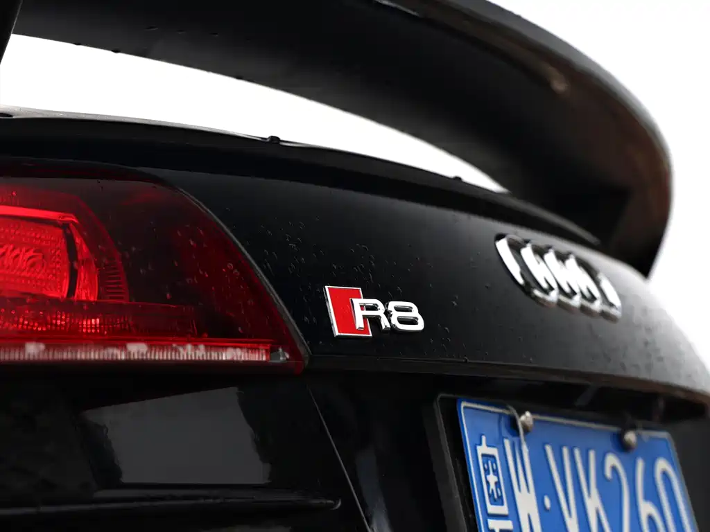 Audi R8 — миниатюра 7