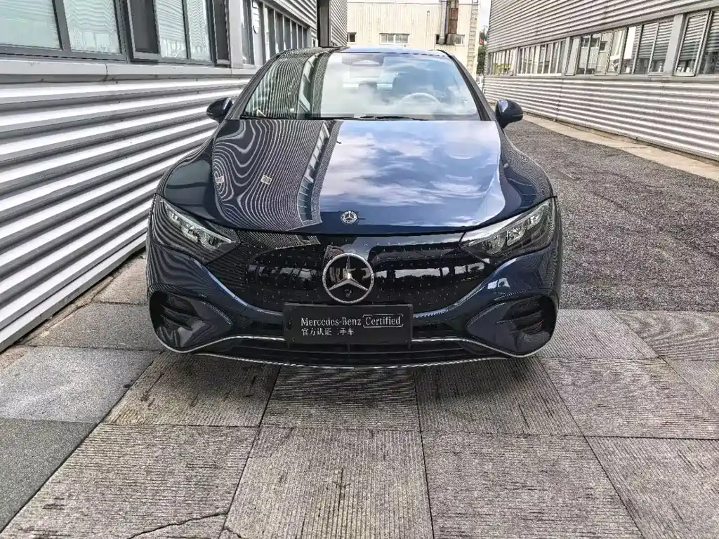 Mercedes-Benz EQE 2025 500 4MATIC