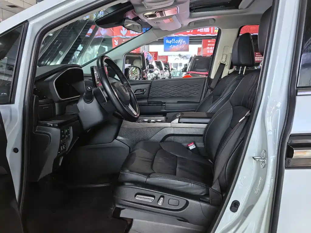 Honda Elysion — миниатюра 6