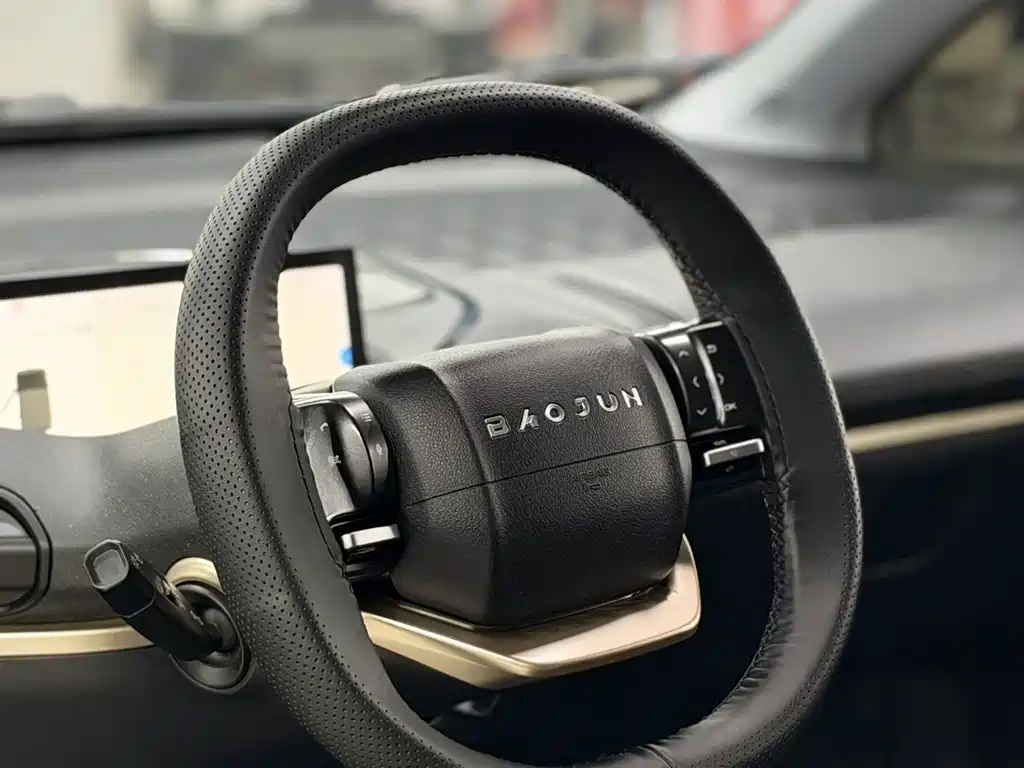 Baojun KiWi EV — миниатюра 19