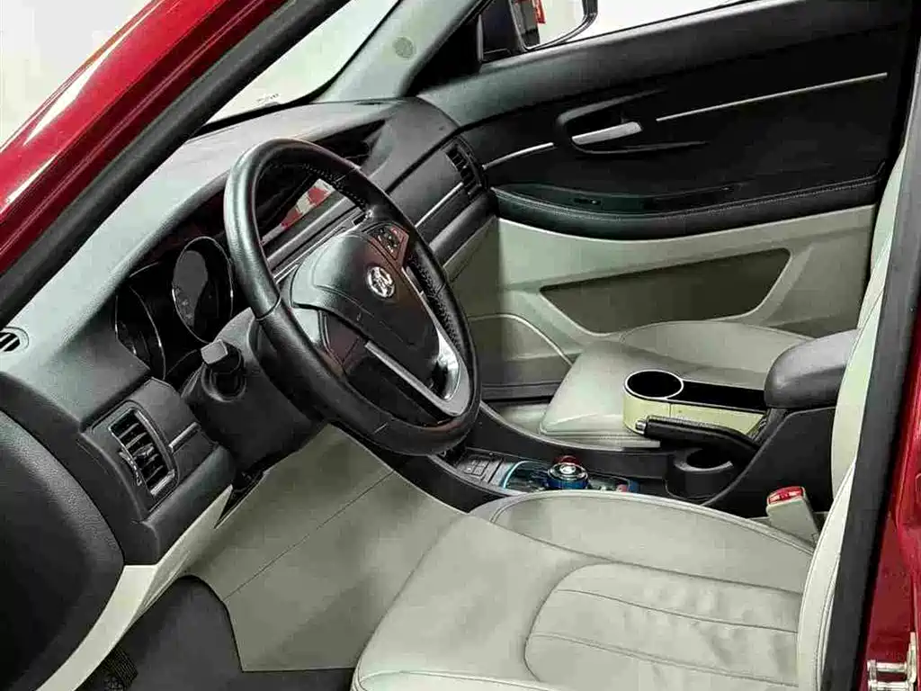 BAIC New Energy EU — миниатюра 4
