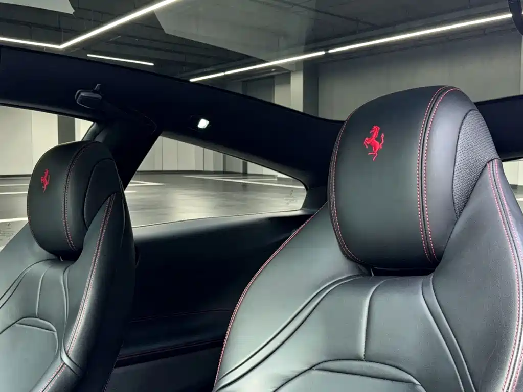 Ferrari GTC4Lusso — миниатюра 5