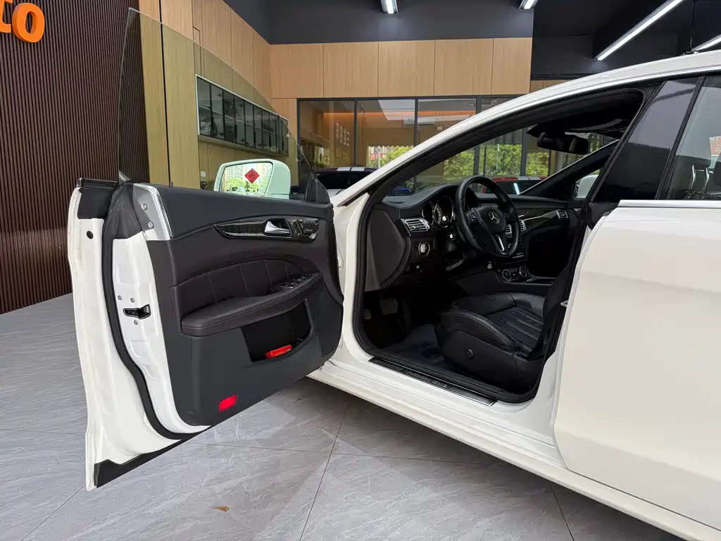 Mercedes-Benz CLS 2012 CLS 300 CGI