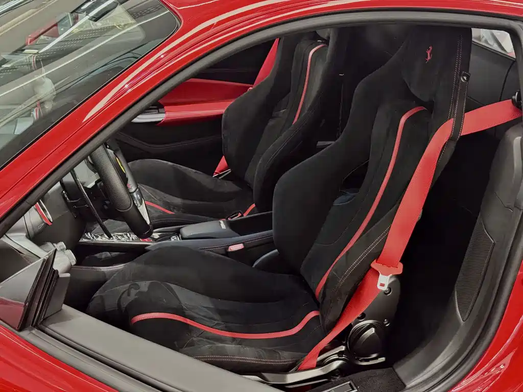 Ferrari F8 — миниатюра 17