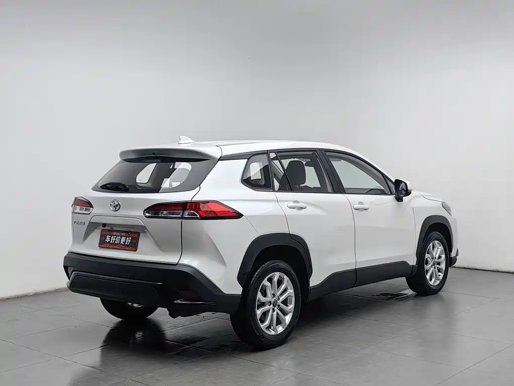 Toyota Frontlander — миниатюра 2