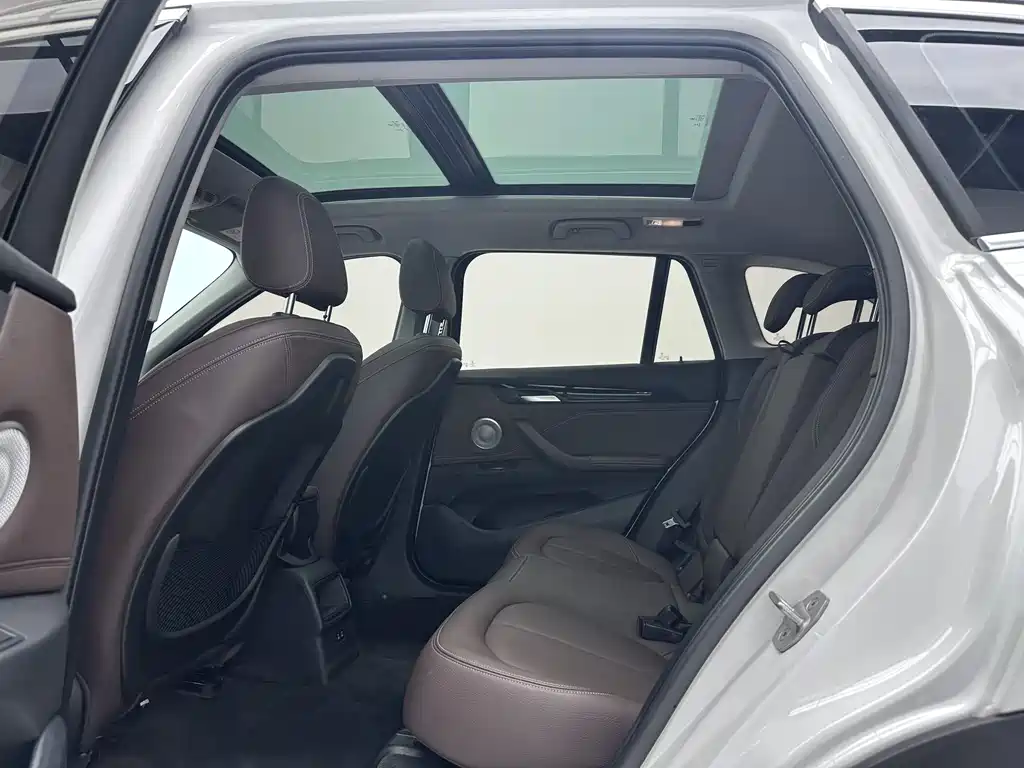 BMW X1 2022 sDrive20Li Fashion