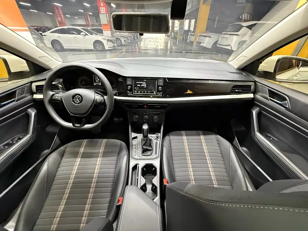 Volkswagen Lavida — миниатюра 18