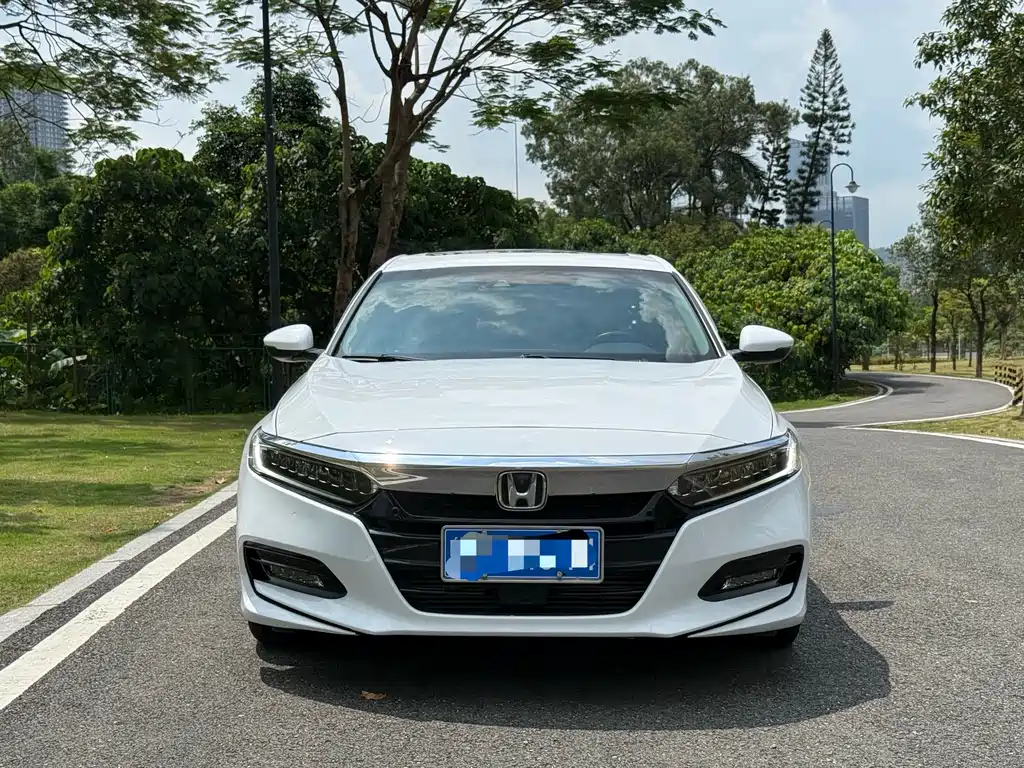 Honda Accord — миниатюра 2