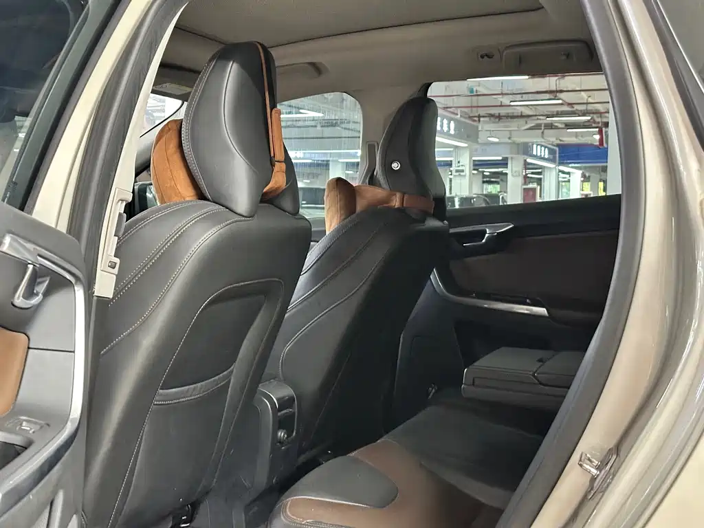 Volvo XC60 — миниатюра 9