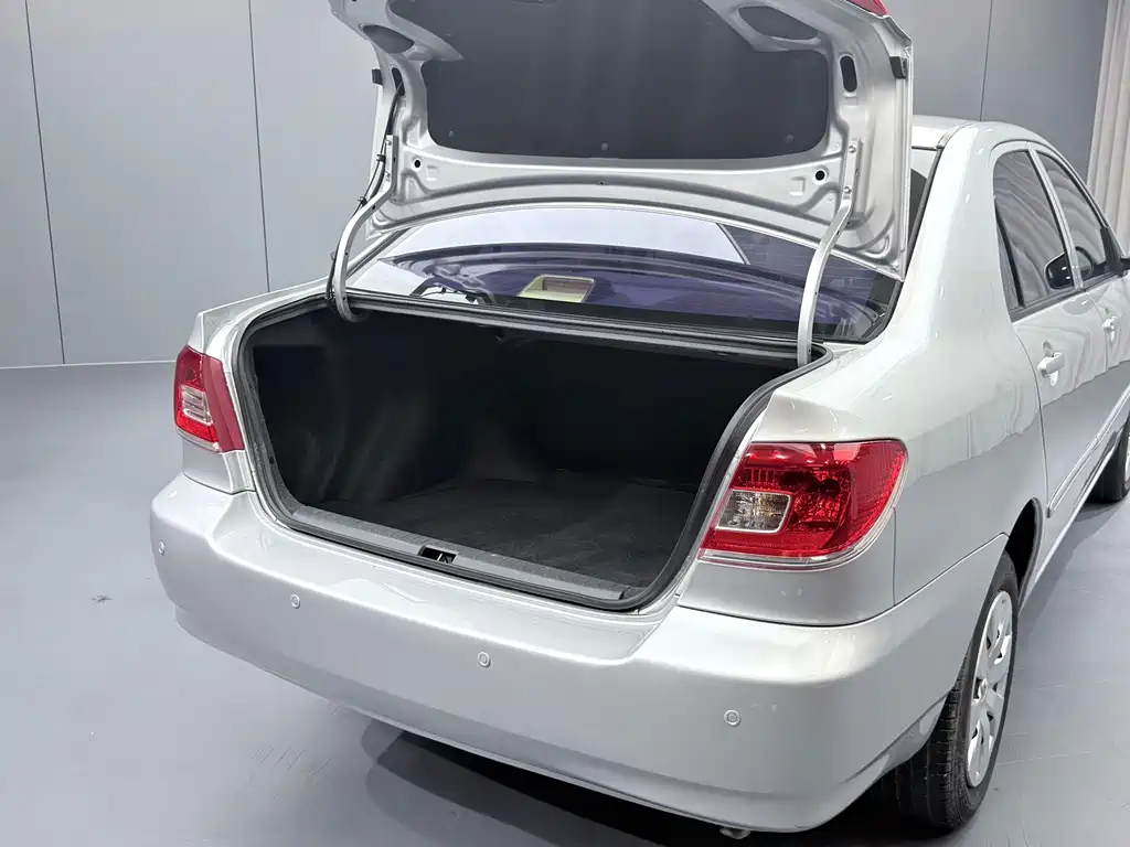 Toyota Corolla — миниатюра 18