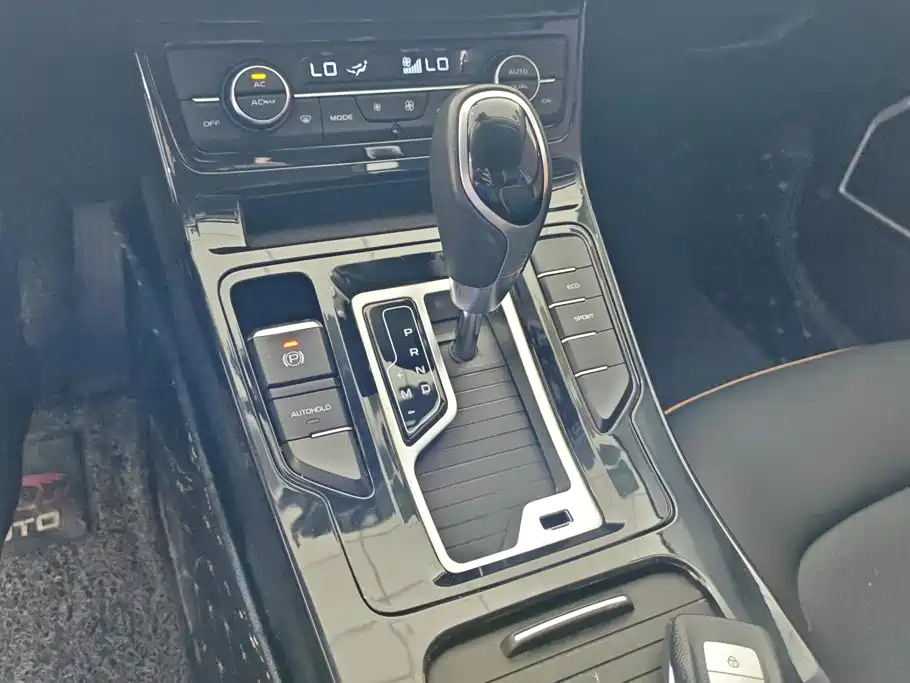 Geely Emgrand GL — миниатюра 16