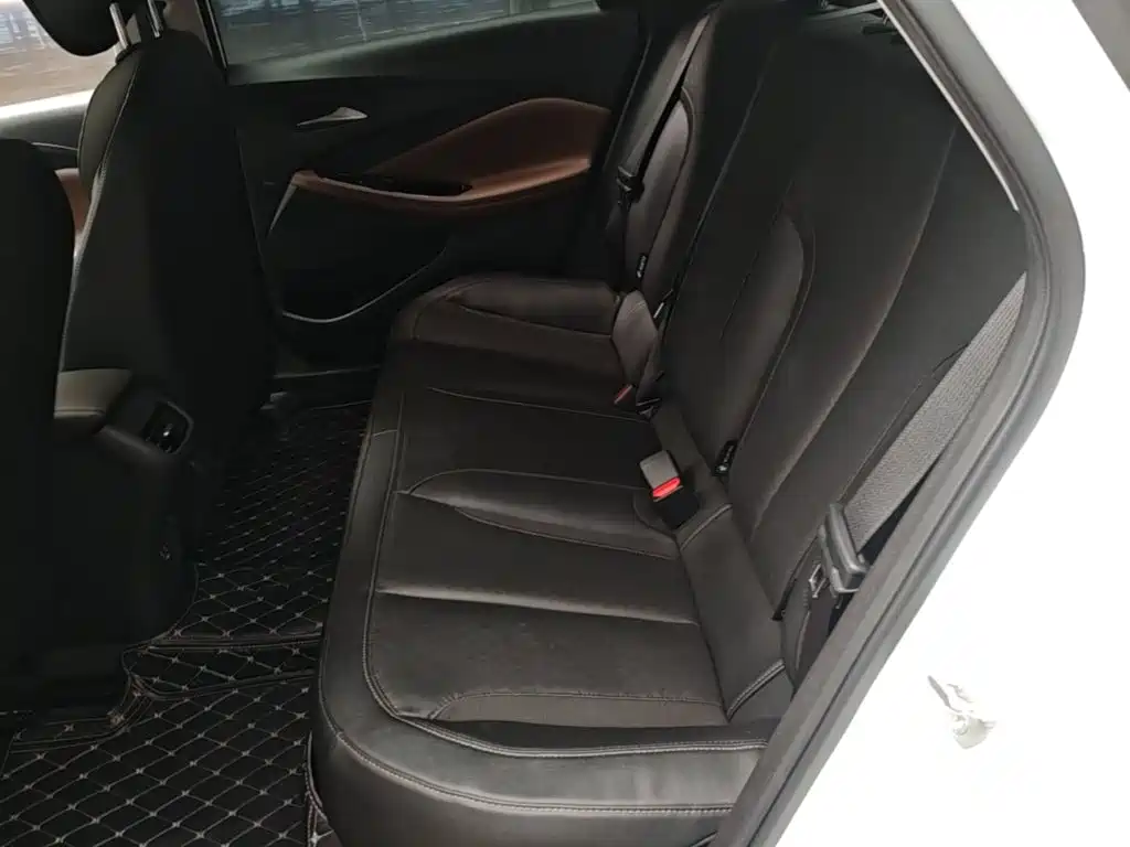Buick Verano — миниатюра 17